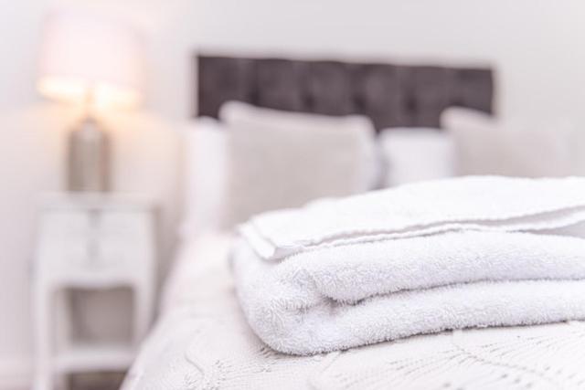 City Stay Apartments - Centro Milton Keynes Dış mekan fotoğraf