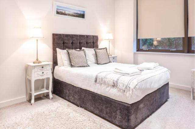 City Stay Apartments - Centro Milton Keynes Dış mekan fotoğraf