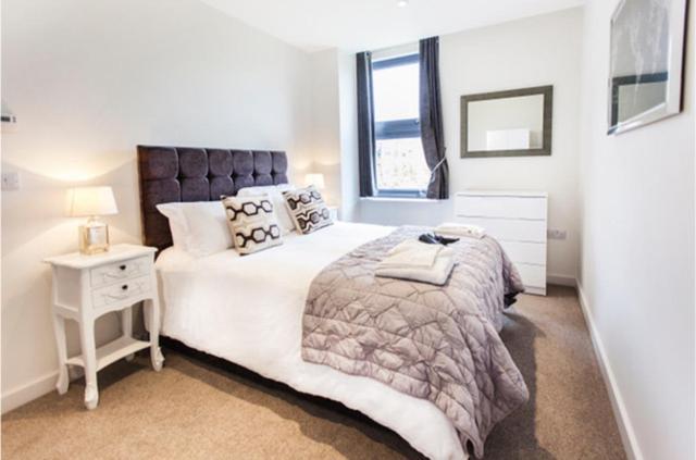 City Stay Apartments - Centro Milton Keynes Dış mekan fotoğraf