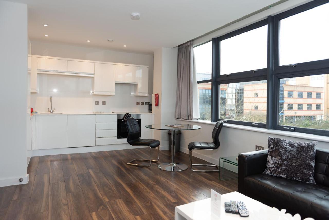 City Stay Apartments - Centro Milton Keynes Dış mekan fotoğraf