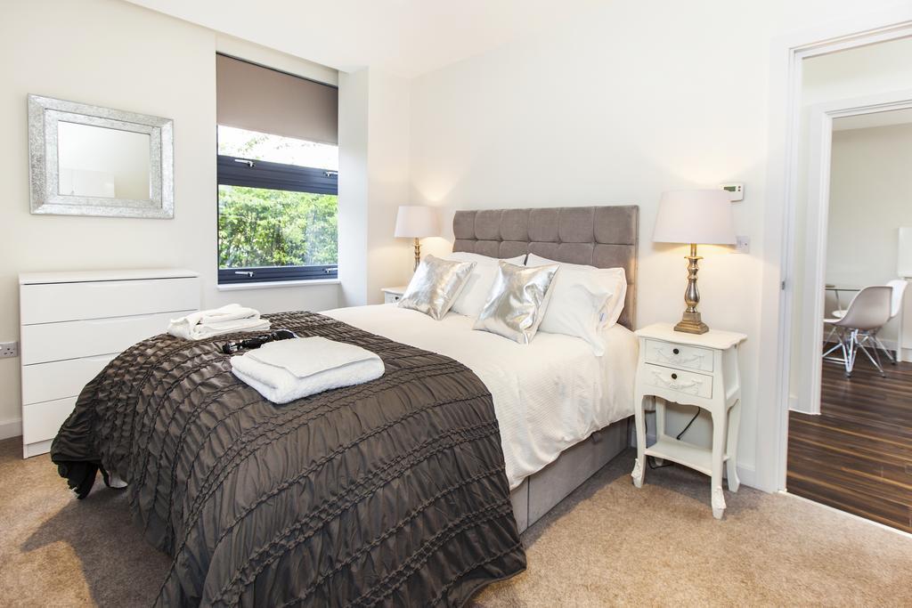 City Stay Apartments - Centro Milton Keynes Dış mekan fotoğraf