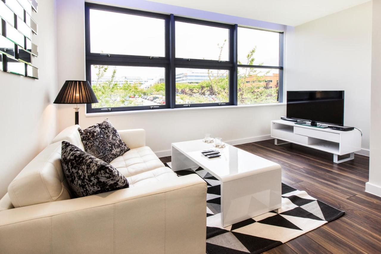 City Stay Apartments - Centro Milton Keynes Dış mekan fotoğraf